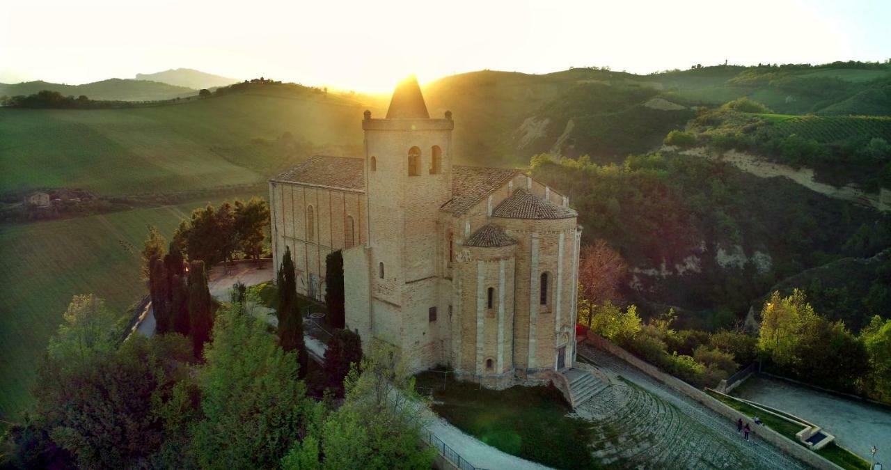 Residenza Delle Grazie Bed & Breakfast Cossignano Dış mekan fotoğraf